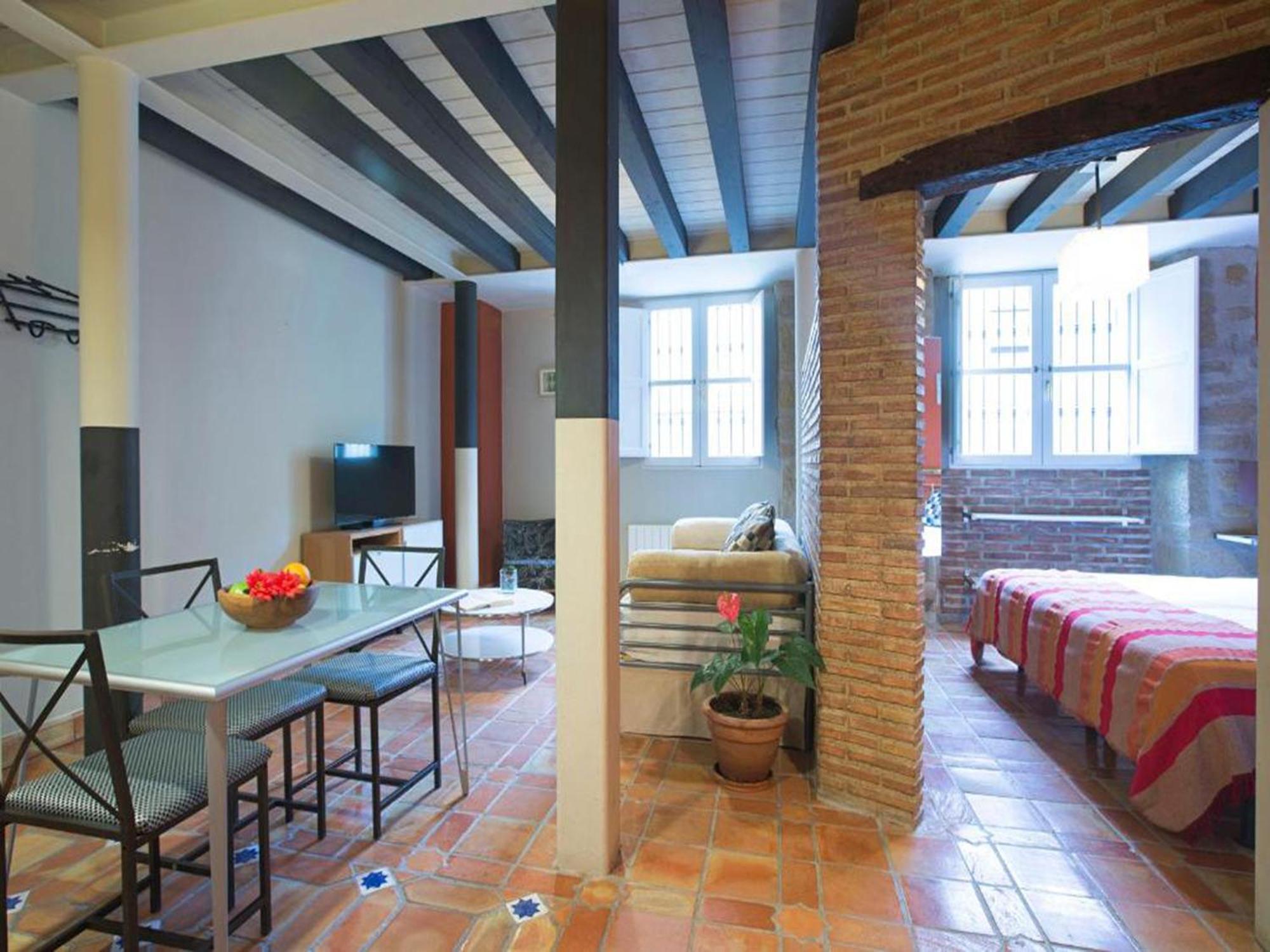 Apartamentos Senorio De Haro 3000 Zewnętrze zdjęcie
